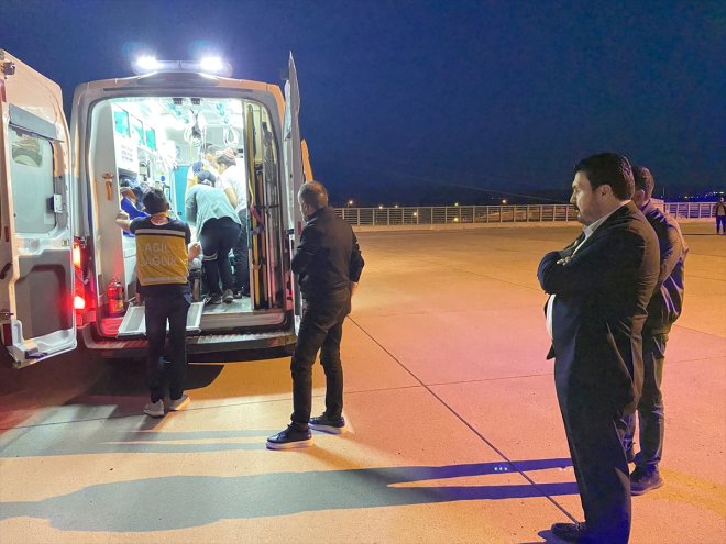 genç AĞRI eden kafasına ambulans isabet gönderildi uçakla - Düğünde kurşun Ankara
