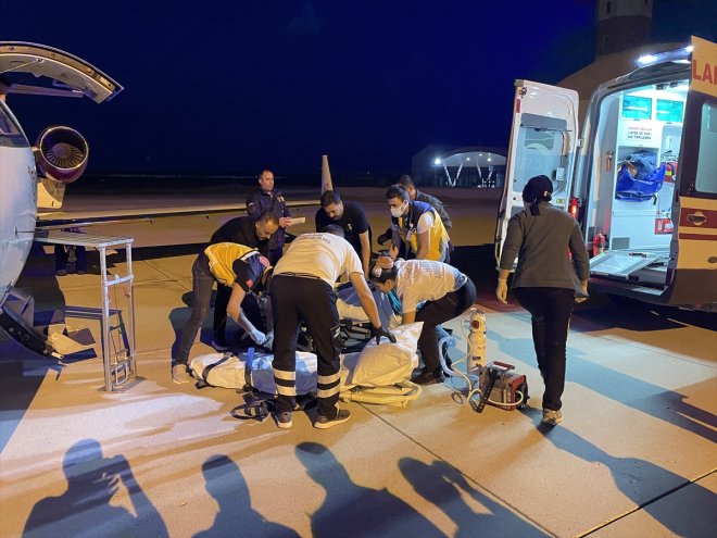 ambulans - gönderildi uçakla AĞRI kurşun isabet kafasına Ankara