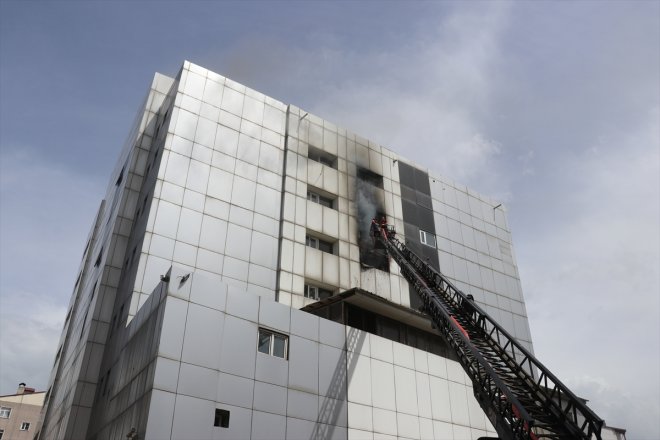 çıkan yangın binasında AĞRI söndürüldü - hastane Eski 4