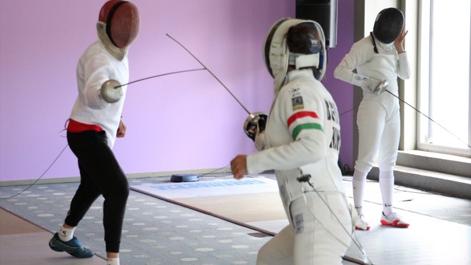 Atlet babasının ısrarıyla ağlayarak başladığı sporda şimdi olimpiyatlara aday1