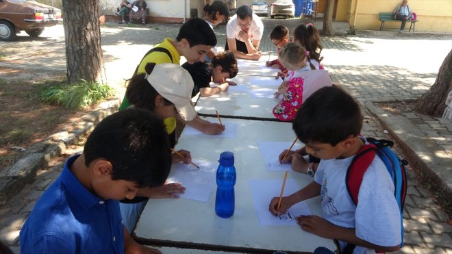 İstanbul Bilgi Üniversitesi, Çanakkale'de çocuklar için bilim atölyesi kurdu