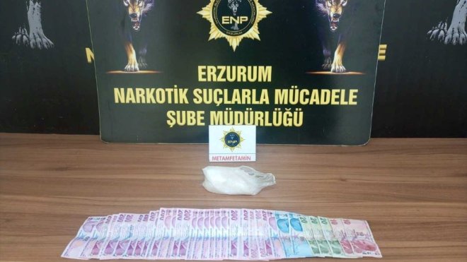Erzurum'da uyuşturucu operasyonunda 3 zanlı tutuklandı