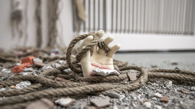 ERZURUM - Depremin hissettirdiklerini sanatıyla anlattı1