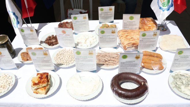 ERZURUM - Yöresel lezzetler Türk Mutfağı Haftasında tanıtıldı1