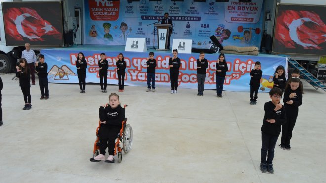 Erzurum'da "Tarih Yazan Çocuklar 1. Yıl Kapanış Programı" yapıldı