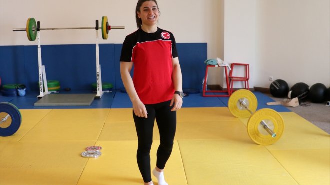 Görme engelli milli judocu Zeynep Çelik, olimpiyat altınına odaklandı: