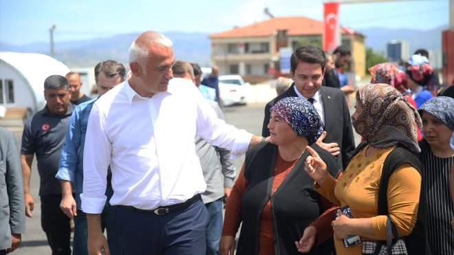 MALATYA - Kültür ve Turizm Bakanı Ersoy, konteyner kentleri ziyaret etti1