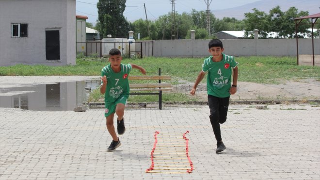 Türkiye şampiyonu Iğdırlı öğrenciler, Okul Sporları Dünya Şampiyonası'na hazırlanıyor