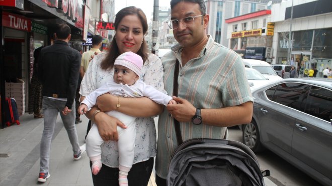 Tatillerini Van'da geçiren İranlı turistler ekonomiyi hareketlendiriyor