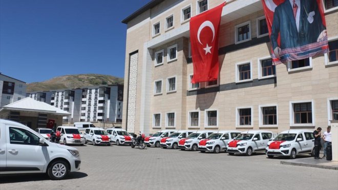 Bitlis Emniyet Müdürlüğü filosuna 20 yeni araç alındı