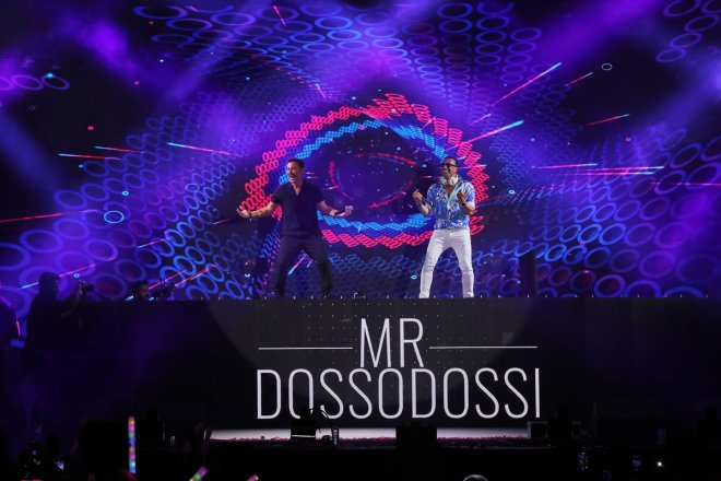 Doğubayazıt'ta müzik festivalinde binlerce DJ performansıyla eğlendi