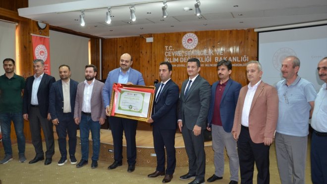Erzurum'da Aziziye Belediyesine ikinci kez 'Sıfır Atık Belgesi' verildi