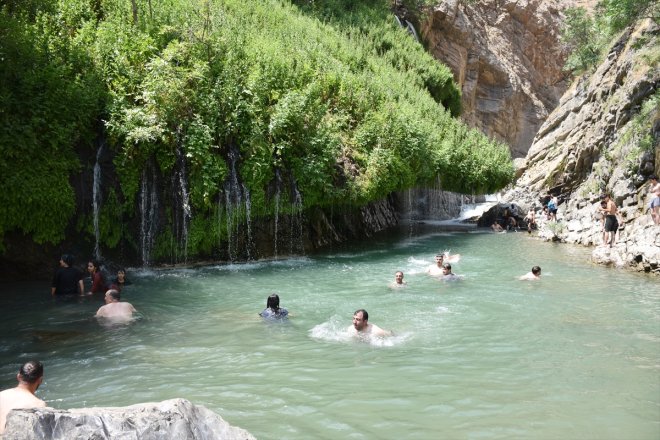 serinlemek bunalanlar için tercih Şelalesi