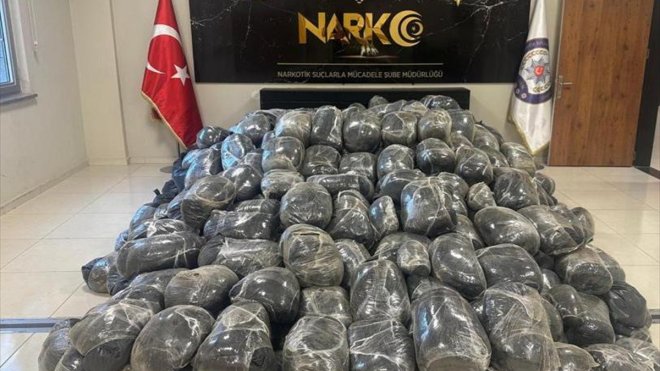 Van'da geçen hafta 2 ton 90 kilogram uyuşturucu ele geçirildi