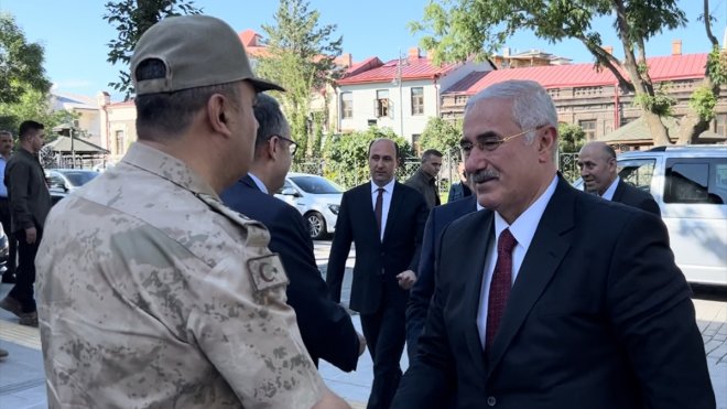 Yargıtay Başkanı Akarca, Kars'ta ziyaretlerde bulundu