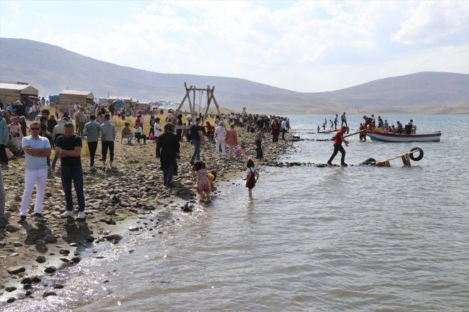 Festivali başladı AĞRI - Balık 4. Gölü 9