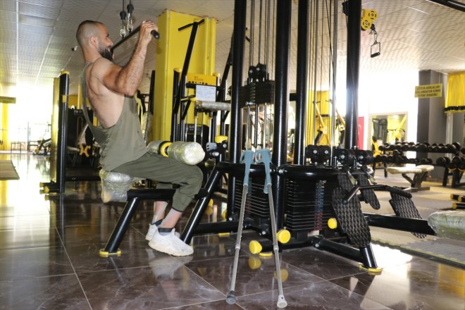 Ağrılı - olan Halit İnşaattan engelli çalışıyor bedensel düşerek hayata tutunmaya AĞRI sporla 4