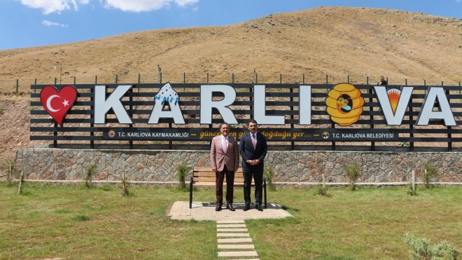 Bingöl Valisi Ahmet Hamdi Usta Karlıova ilçesini ziyaret etti