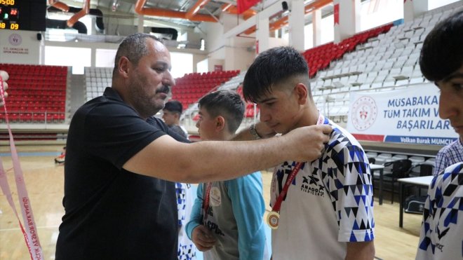 Hentbol Anadolu Yıldızlar Ligi