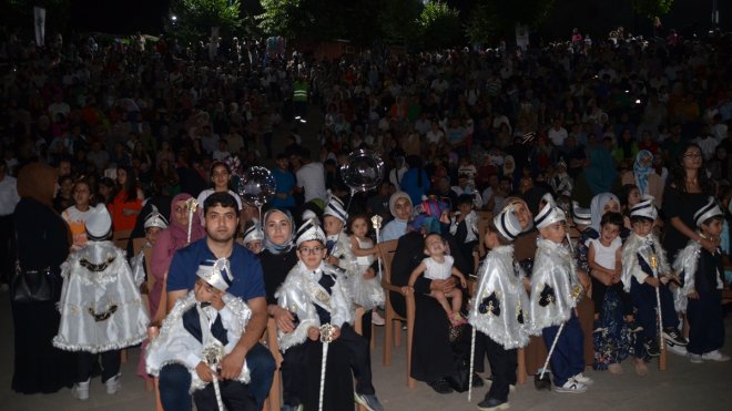 Muş Belediyesi 120 çocuk için sünnet şöleni düzenledi1
