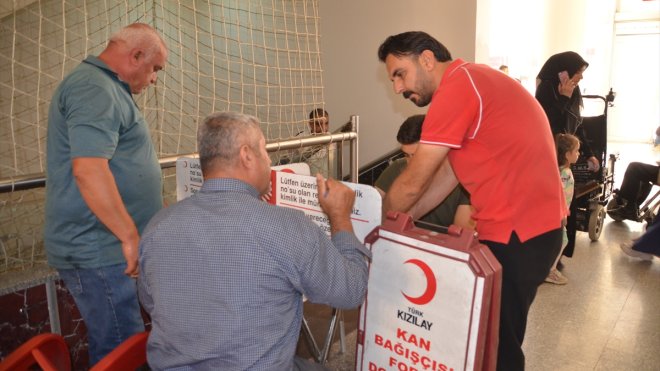Muş'ta kan bağışı kampanyası ilgi görüyor