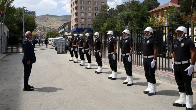 Muş Valiliğine atanan Çakır, göreve başladı1