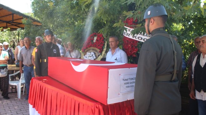 Tuncelili Kore gazisi son yolculuğuna uğurlandı