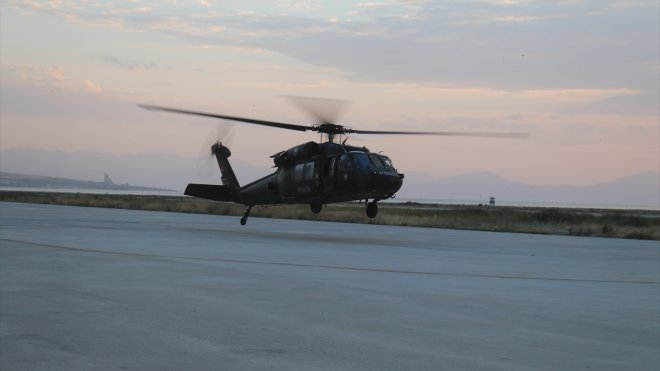 VAN - Polis helikopteri hamile kadın için havalandı1