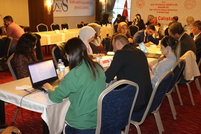 Çalıştayı - düzenlendi AĞRI Aile 4