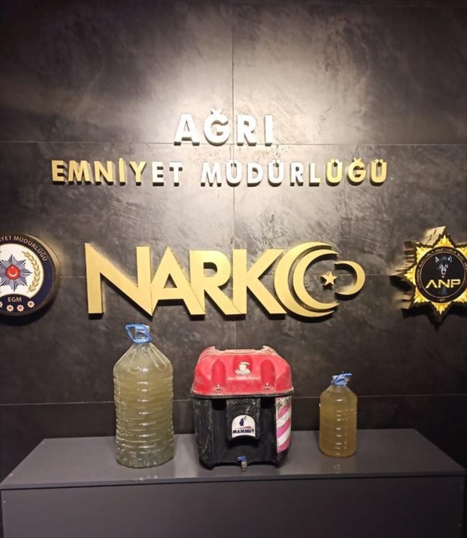 Ağrı'da bir tırda 24 kilo 810 gram uyuşturucu bulundu