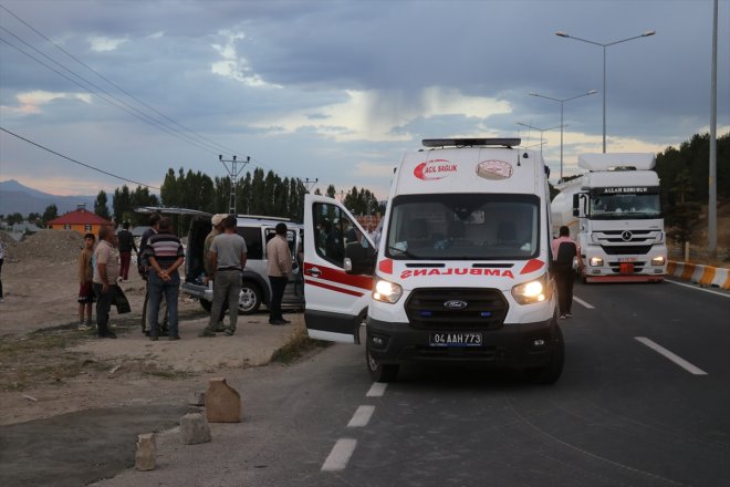 trafik hastanede yaralanan ağır kişi öldü kazasında Ağrı