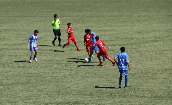 turnuvasında - olmadığı futbol çocuklar buluyor moral kaybedenin Depremzede AĞRI 3