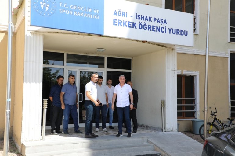 Ağrı GSB Yurtları Öğrenciler İçin Hazır Hale Getiriliyor1