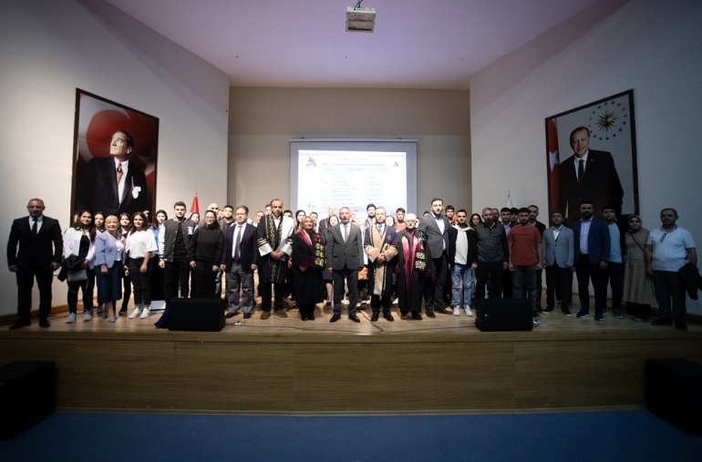 AİÇÜ Tıp Fakültesi Birinci Sınıf Öğrencileri Ağrı