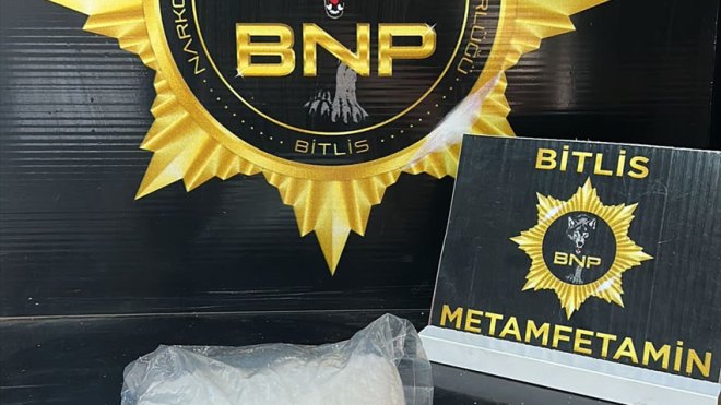 Bitlis'te bir yolcu 846 gram sentetik uyuşturucuyla yakalandı