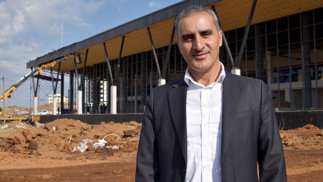 Bitlis'te inşa edilen otogar ve itfaiye binalarında çalışmalar sürüyor