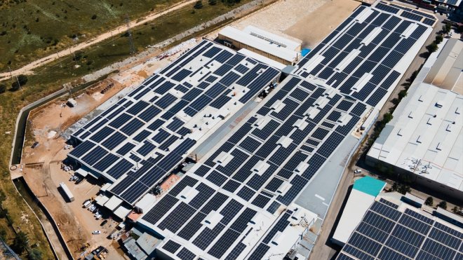 CW Enerji, Gaziantep'te bir firmanın çatısına GES kurulumunu tamamladı