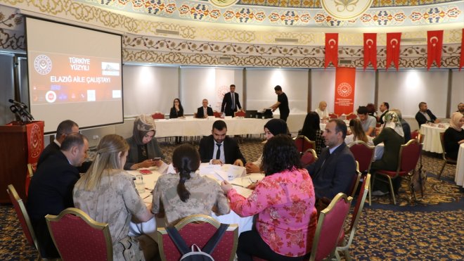 Elazığ'da "Aile Çalıştayı" düzenlendi