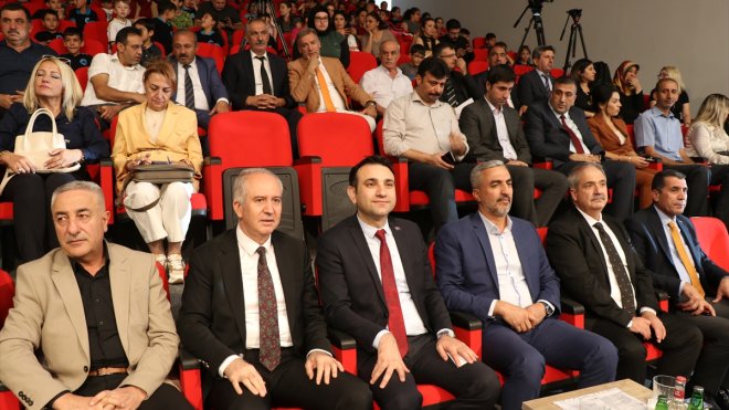 Elazığ'da İlköğretim Haftası kutlandı