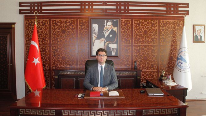 Erciş Kaymakamı Karaloğlu görevine başladı