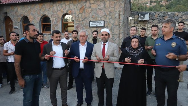 Hakkari'de şehit polis Çelikhası'nın adının verildiği mescit açıldı