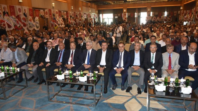 MALATYA - MHP Genel Sekreter Yardımcısı Özarslan, partisinin Malatya İl Kongresine katıldı1