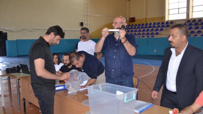 Muş'ta okullarda istihdam edilecek 410 kişi kurayla belirlendi