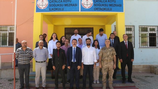 Şemdinli Kaymakamı Ateş köy ziyaretlerini sürdürüyor