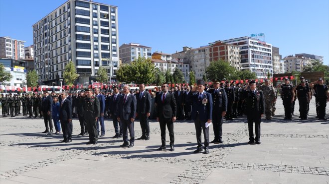Doğu'da 19 Eylül Gaziler Günü törenlerle kutlandı