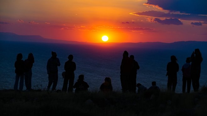 Van'da öğretmenler Ayanis Kalesi'ndeki gökyüzü gözlem etkinliğine katıldı