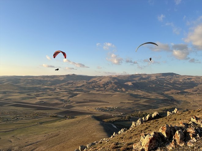 paraşütü 100. Ağrı