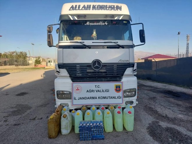 yakalanan tırdaki şüpheli 2 ve alındı kaçak gözaltına sigara akaryakıt Ağrı