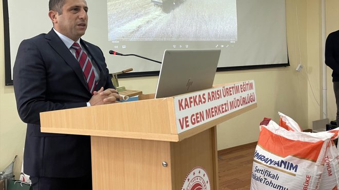 Ardahan'da 431 üreticiye 215 ton 'tritikale' ve 'kavılca' tohumu dağıtıldı