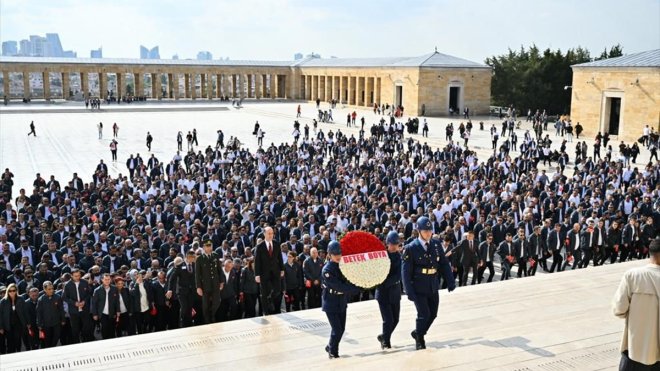 Betek Boya 1350 çalışanı ile Anıtkabir'i ziyaret etti